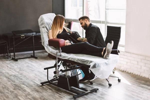 Upgrade Your Salon with the Perfect Salon Chair